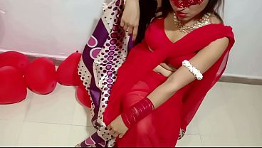 Pengantin Baru Istri India Pake Sari Merah Ngerayain Valentine Sama Suami Desi – Bokep Hindi Full Hot Abis