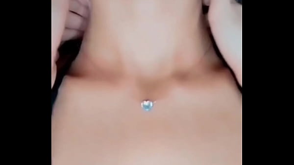 Nih Bocah Seksi Lagi Live, Goyang-goyang Bikin Tegang