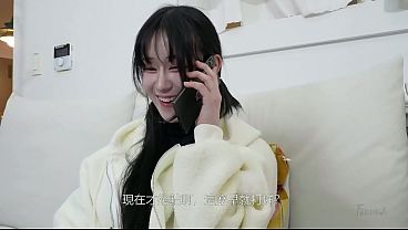 Korea – Cewek Jomblo Ngejebak Tukang Servis Di Antara Pahanya Yang Menggoda