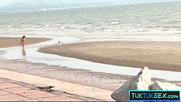 Gadis Thailand Digauli Di Pinggir Pantai Sama Bule Kontol Gede