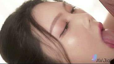 Cewek China Seksi Ban Ban Digencetin Habis-habisan Sampai Meringis.
