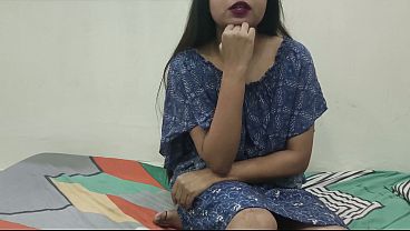 Cewek Desi Ganti Baju Di Depan Kakak Tiri Yang Lagi Nonton Bokep, Bikin Makin Panas.