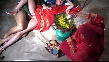 Ibu Tiri India Lagi Digenjot Di Dapur, Ngomong Kotor Pake Bahasa Hindi, Bikin Makin Basah.