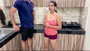 Cewek India Anak Tiri, Memeknya Lebih Rapet Dari Istriku, Versi Hindi.