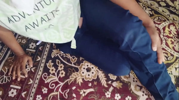 Desi Bhabhi Ne Jor Jor Se Chudai Karte Hue Apna Pani Nikal Kar Devar Ko Bheeg Diya, Hindi Hd Blue Film.