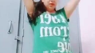 Chandigarh Tante – Video Telanjang Selfie Bikin Makin Pengen.