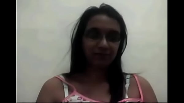 Ibu Rumah Tangga Hyderabadi Yang Seksi Bugil Total Di Depan Kamera – Hari Pertama