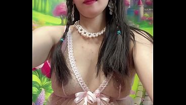 Gadis Manis Asia, Bibir Merah Basah, Siap Digoda Dan Dimanjakan.