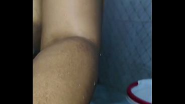 Ibu Tiri Desi India Lagi Mandi, Rekaman Mms Kamera Tersembunyi, Istri Beneran.